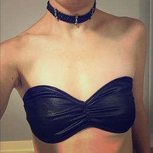 Sexy Faux Leather Strapless bra